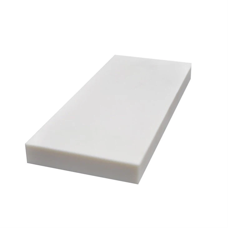 Placa e peça de revestimento de cerâmica de alumina